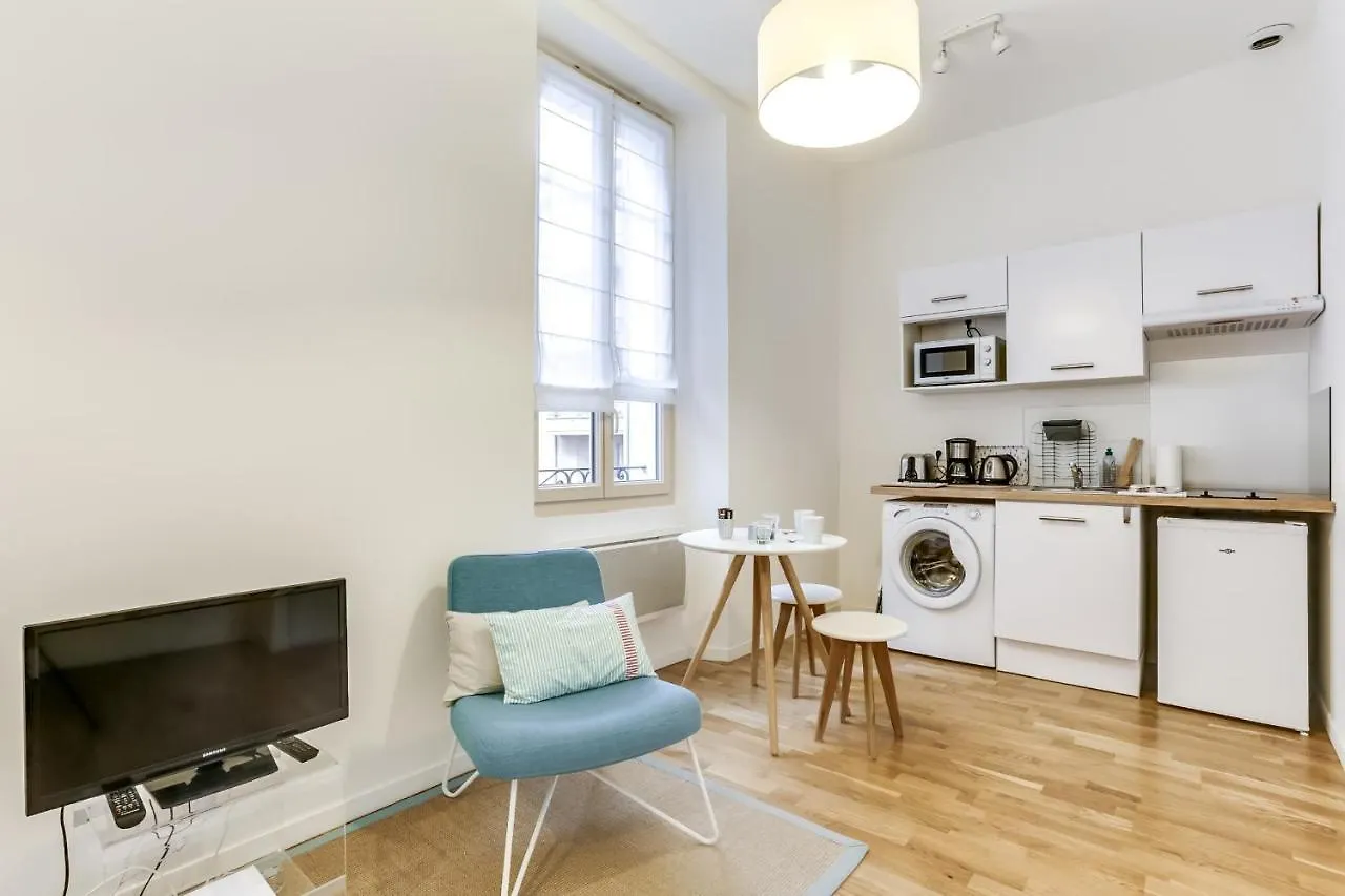 Immogroom - Renovated Studio - Modern - Wifi - Downtown Cannes Apartamento